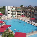 Batont Garden Resort 4*