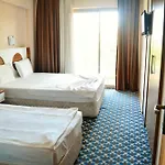 Batont Garden 4*