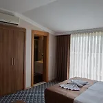 Batont Garden Resort 4*